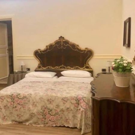 Appartamento Incantevole Al Centro Di Bologna Galliera Екстериор снимка